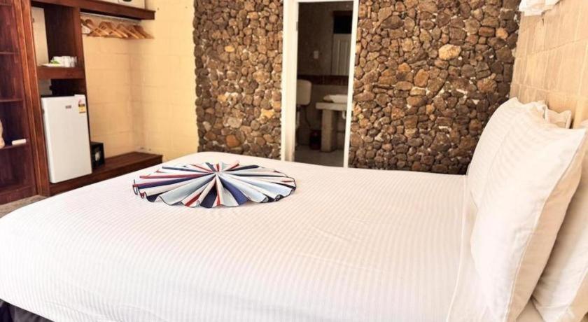 אפיה Orator Hotel מראה חיצוני תמונה
