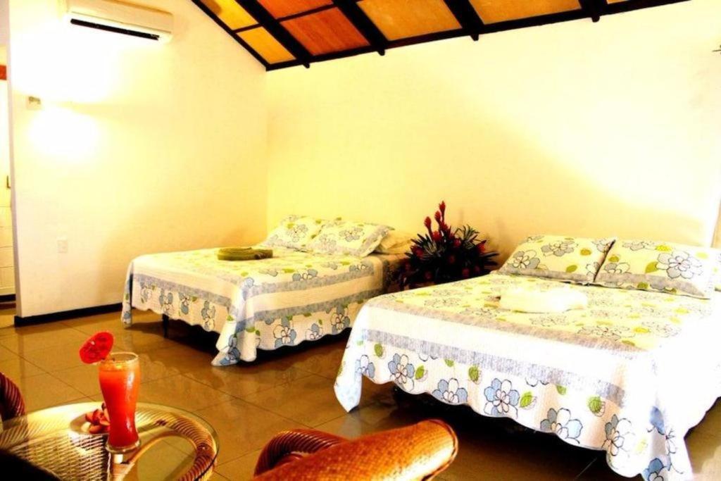אפיה Orator Hotel מראה חיצוני תמונה